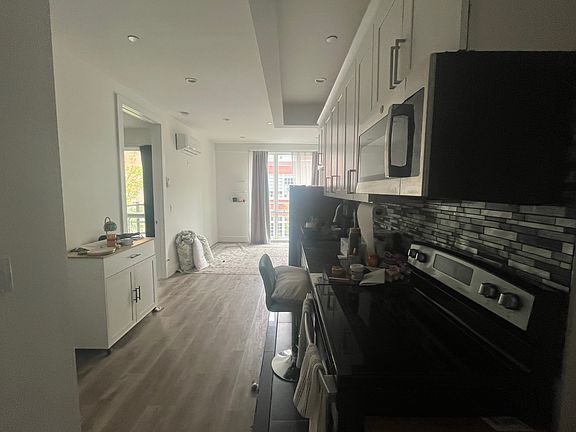 2nd image of 440 E 115th St #3A