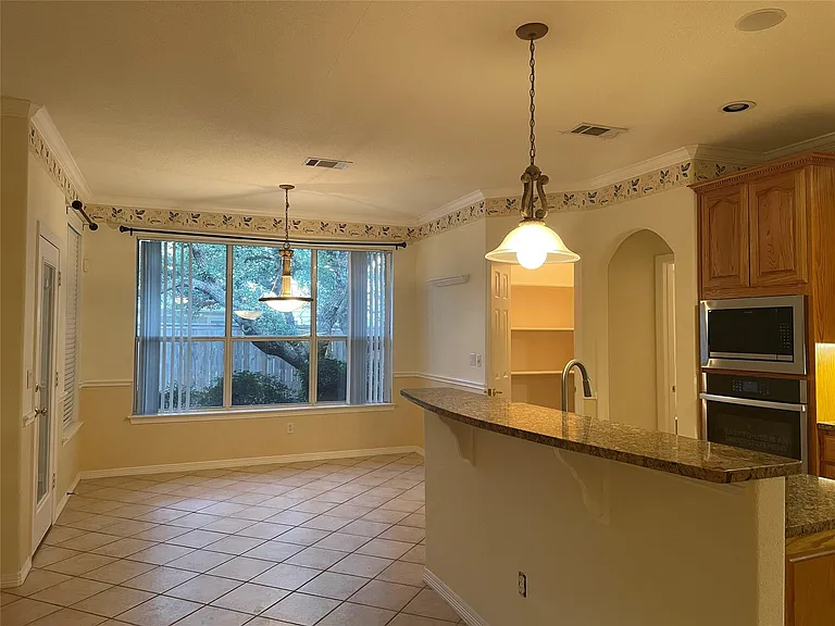 120 W Brazos Dr — Photo 12