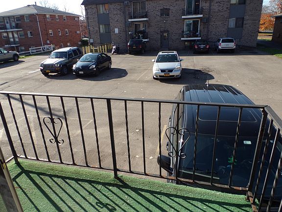 4th image of 195 Mead St #14
