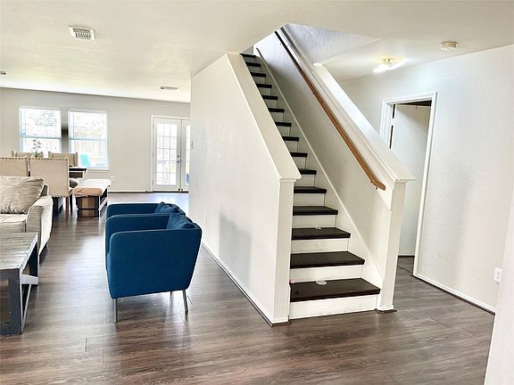 5th image of 20922 Banyan Crest Ln