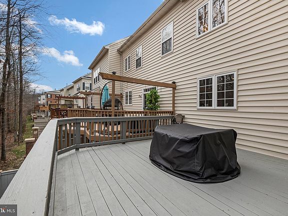 5th image of 435 Penwood Dr