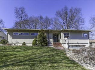 154 Brewster Rd, West Hartford, CT 06117