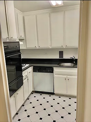 Rented by Olympia House Delaware LP | media 22