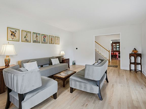 5th image of 3895 Anjou Ln