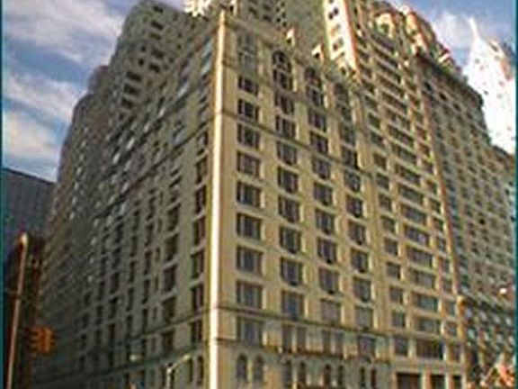 4th image of 106 Central Park S APT 20FG