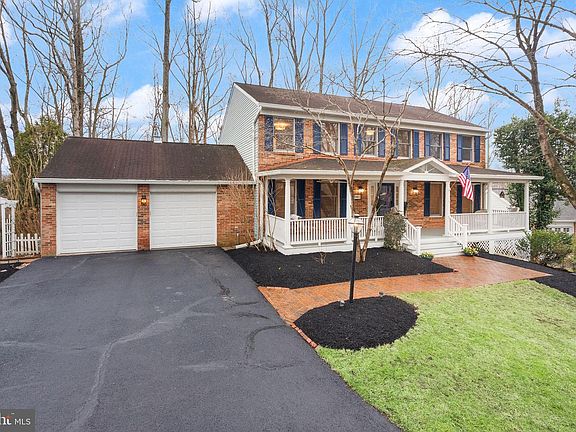 2nd image of 8461 Rushing Creek Ct