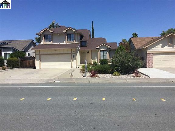 2nd image of 4045 Eagleridge Dr