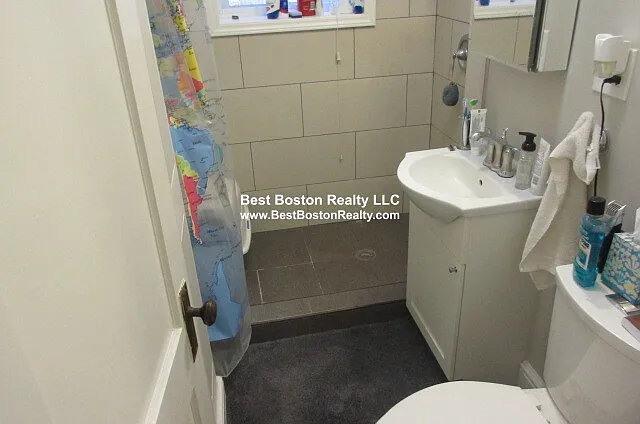 11 Gray St #13 — Photo 5