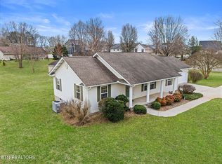 3222 Niles Ferry Rd, Vonore, TN 37885