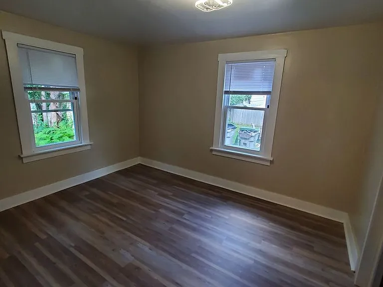 4207-4207a N 39th St. (Duplex) (Ace Property) — Photo 6