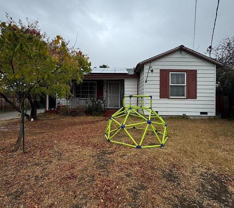 2nd image of 108 N Claremont Ave