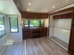 8415 Buena Vista Blvd SPACE 24, Lamont, CA 93241