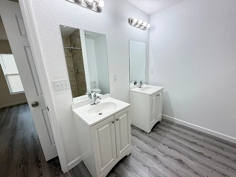 15137 SW 61st Court Rd — Photo 13