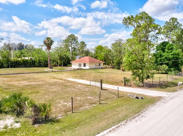 16412 62nd Road N, The Acreage, FL 33470