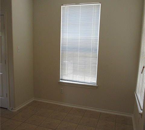 4th image of 17263 Oakwood Chase Dr