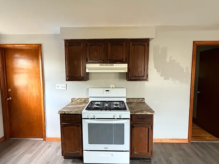 127 Warner St #2-0 — Photo 7