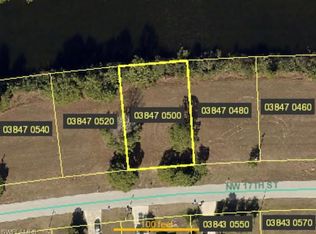 1901 NW 17th St, Cape Coral, FL 33993