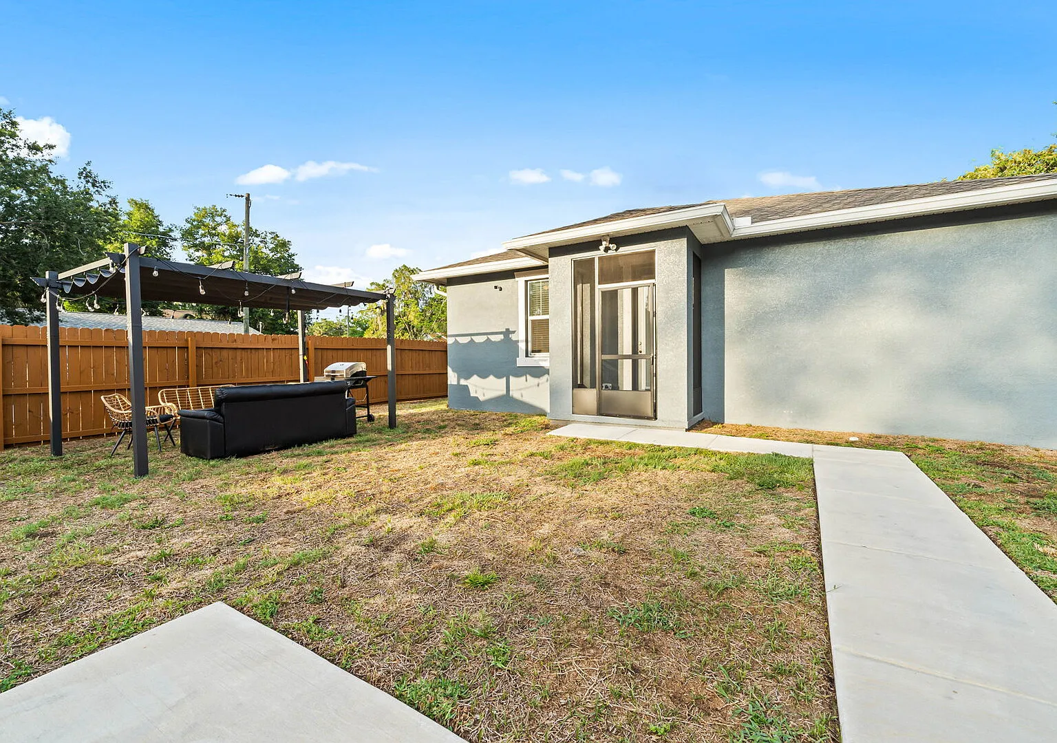 Charming 3-Bedroom Home in Tampa's Historic District — Photo 3