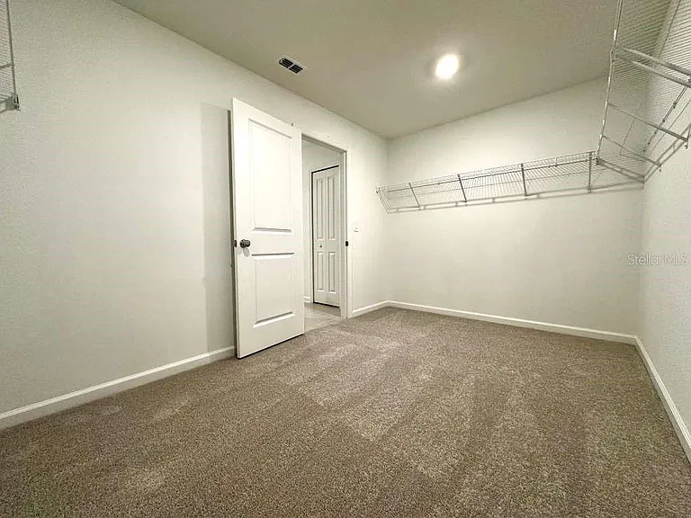 2102 Chris Dr — Photo 26