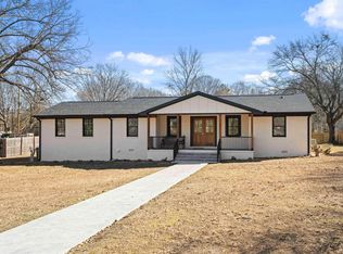 204 Woodfield Ave, Fountain Inn, SC 29644