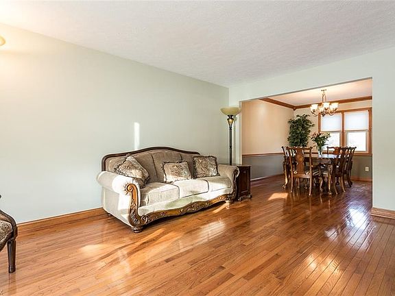 2nd image of 4071 Sterling Station Dr