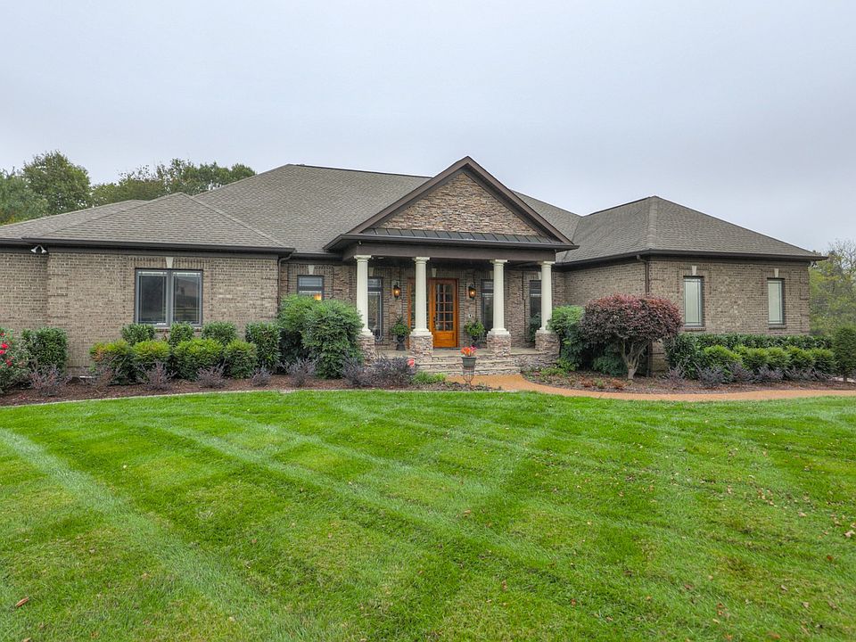1st image of 2545 Belle Brook Dr