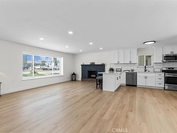 4th image of 1025 Richards Rd