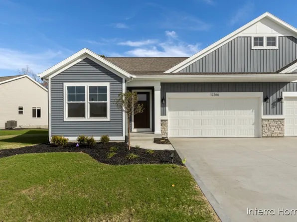 12366 Hawley Dr, Grand Haven, MI 49417