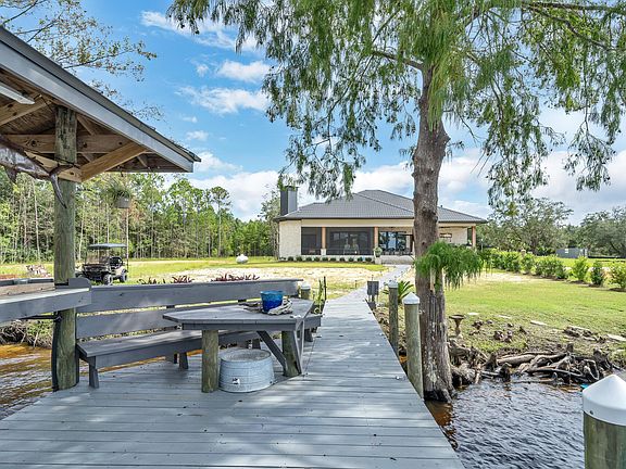 5th image of 64 Lagrange Cove Cir
