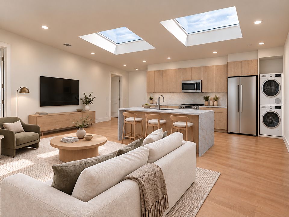 1st image of 6222 Myrtle Ave #3