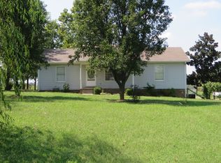 3894 Armstrong Rd, Springfield, TN 37172