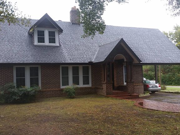 2nd image of 1278 Campbell St