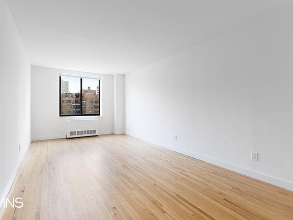 5th image of 344 E 63rd St APT 6A