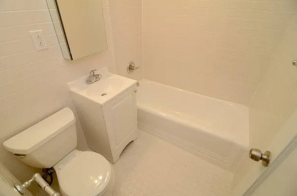 Rented by One Eleven Residential, Inc. | media 40