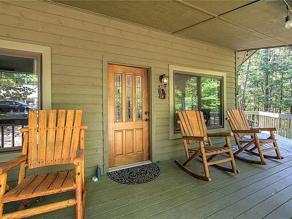 4th image of 149 Long Swamp Dr