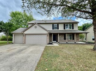 919 Stonebridge Dr, Avon, IN