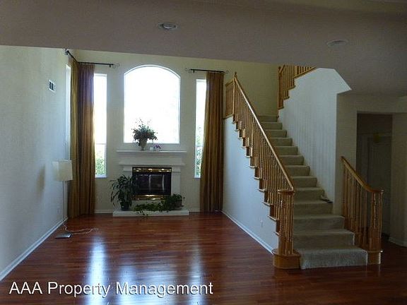 4th image of 2511 Alamo Country Cir