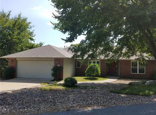 112 Salen Ln, Bella Vista, AR 72715