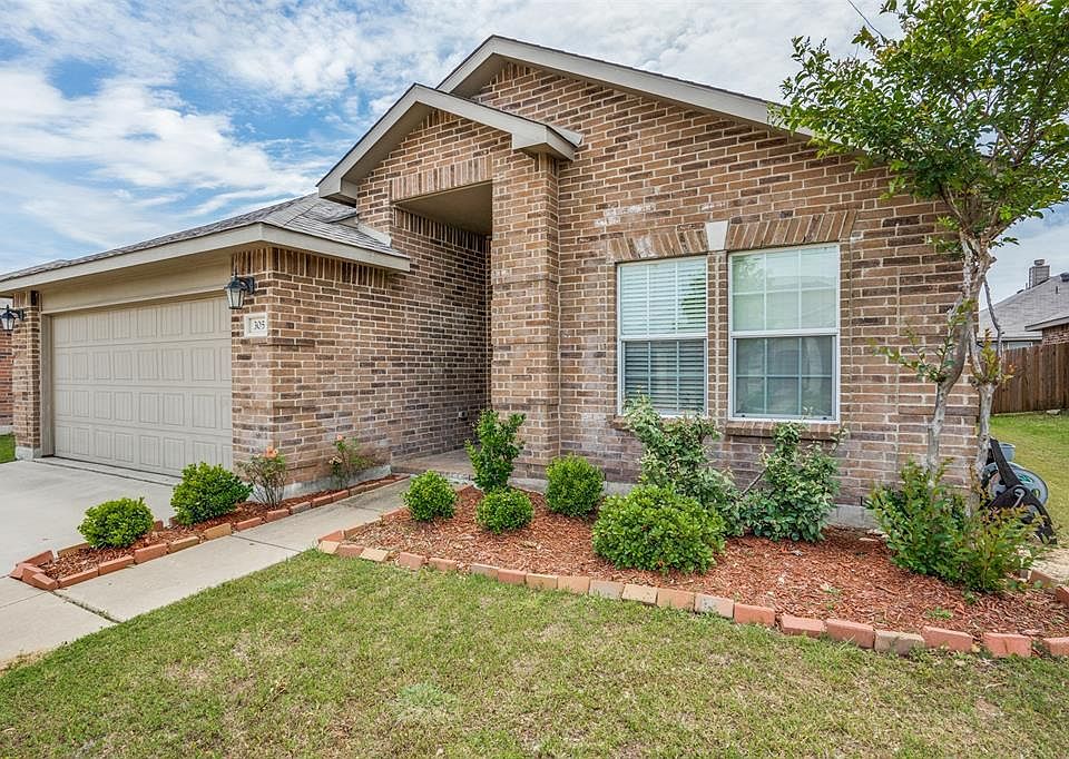 1st image of 305 Amethyst Dr