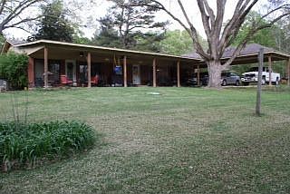 2nd image of 6936 Highway 433 W