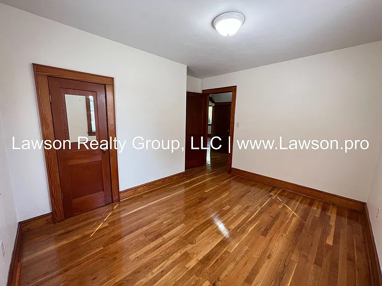 3119 King St NE — Photo 21