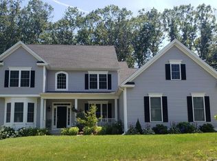12 Beechwood Holw, Avon, CT 06001