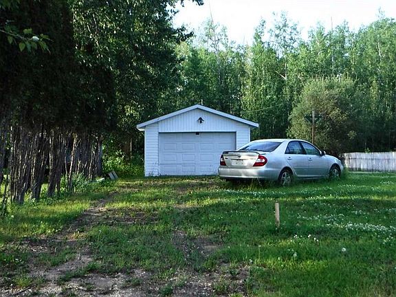 3rd image of 5309 52nd Ave