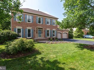 15135 Stillfield Pl, Centreville, VA 20120