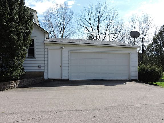 5th image of 12551 Phelps Ave NW