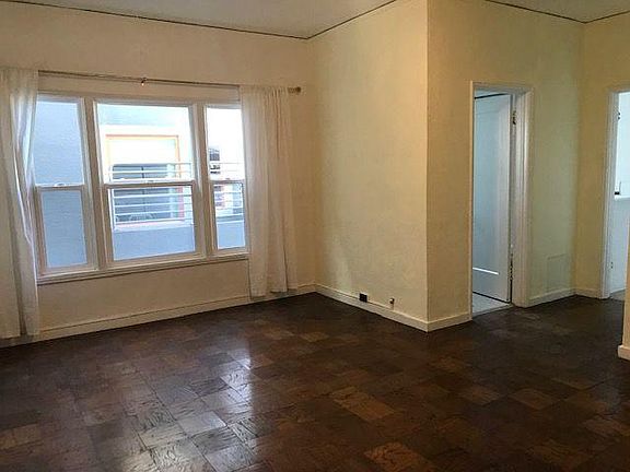 4th image of 2111 Ashby Ave #11