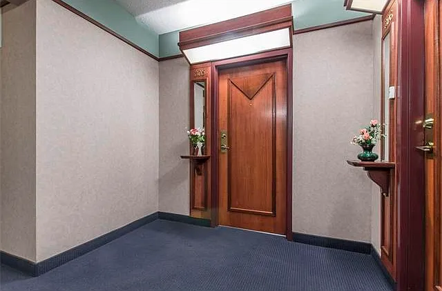 405 Erb Street West, Suite 305 — Photo 3