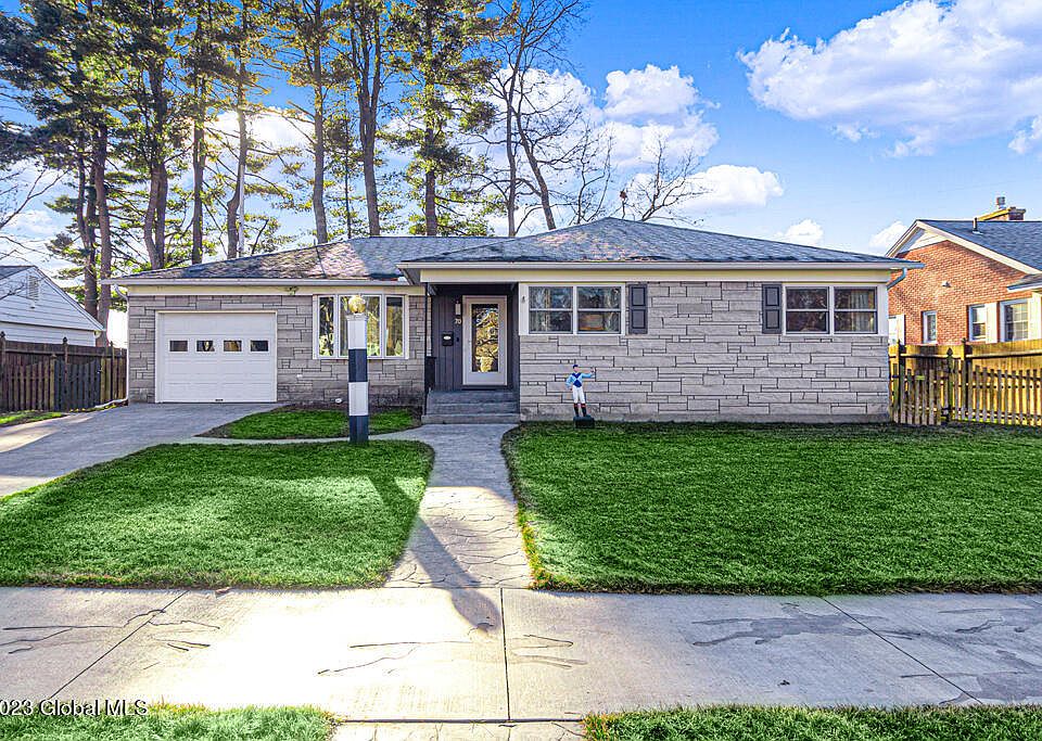 70 Fifth Ave, Saratoga Springs, NY 12866 Zillow