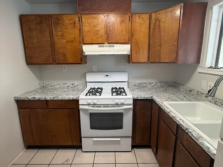 8314 Golden Ave #A — Photo 8