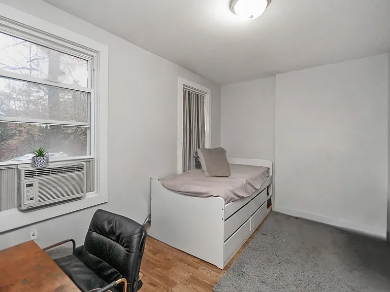 467 Fairview Ave #1 — Photo 7